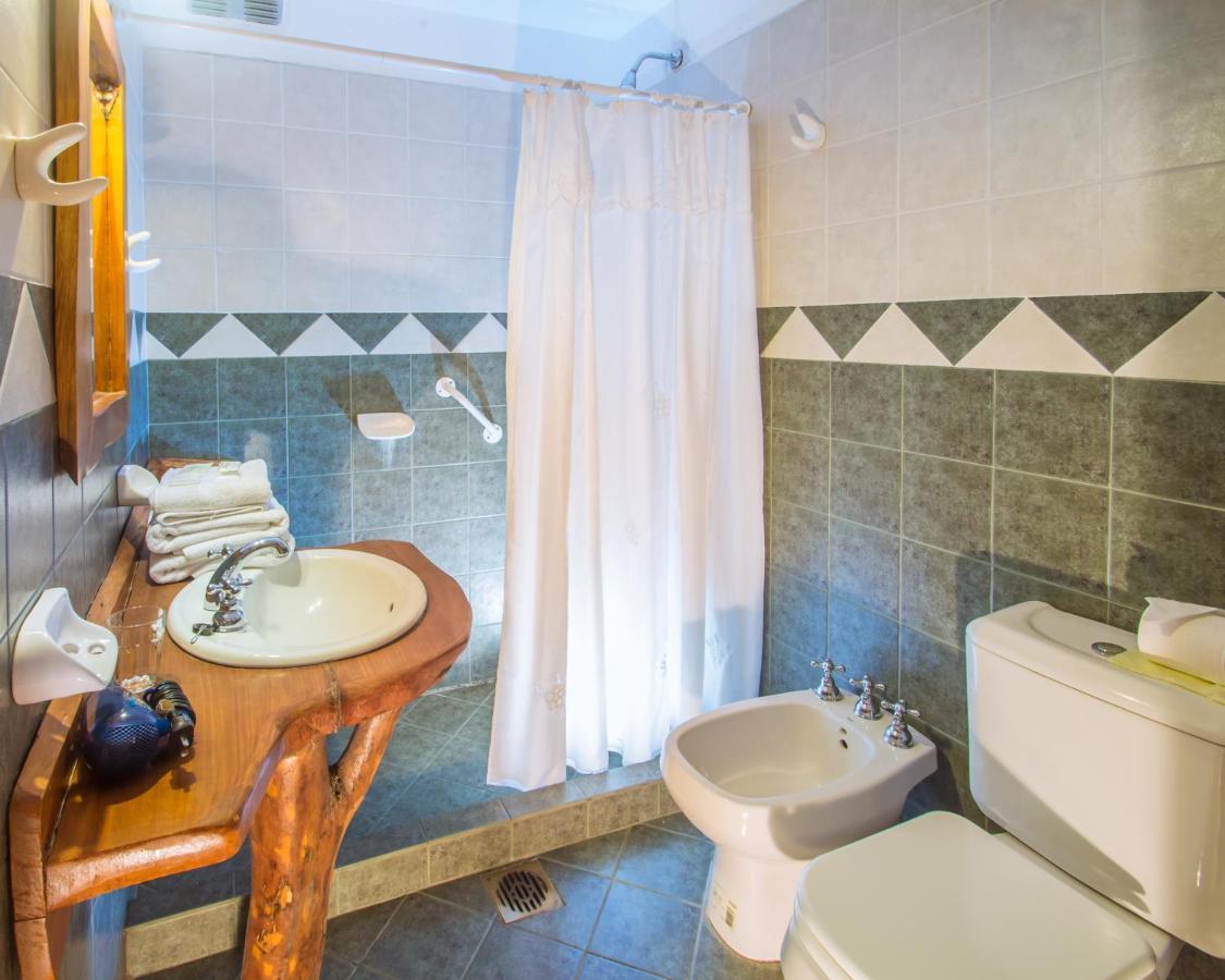 Chalet Suisse Posada & Spa - Adults Only Villa General Belgrano Room photo